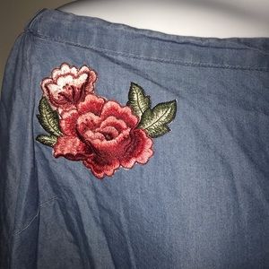 jcpenney Tops - Beautiful light weight chambray top jcpenney Tops - Beautiful light weight chambray top